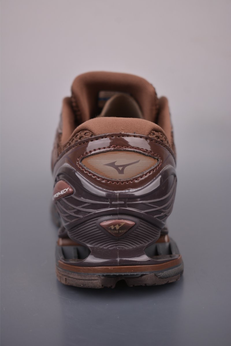 Mizuno Wave Prophecy LS view