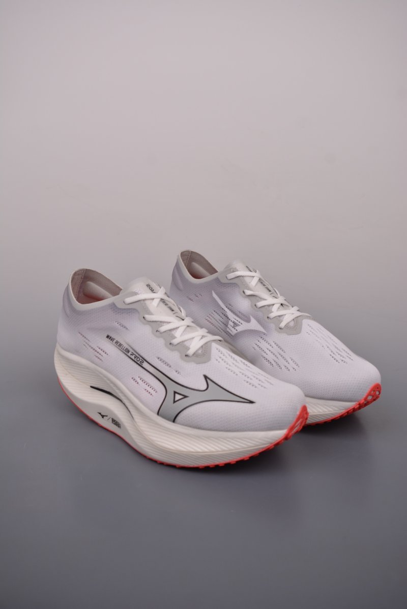 Mizuno Wave Rebellion Pro 2