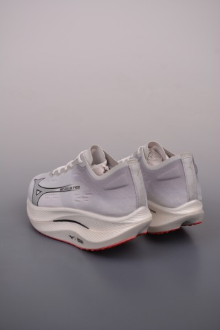 Mizuno Wave Rebellion Pro 2 view 2