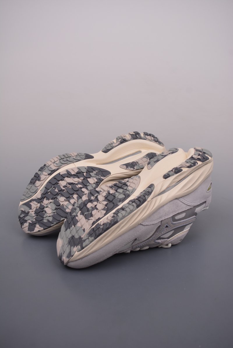 Mizuno Wave Rider Beta view