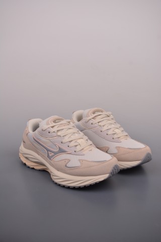 Mizuno Wave Rider Beta