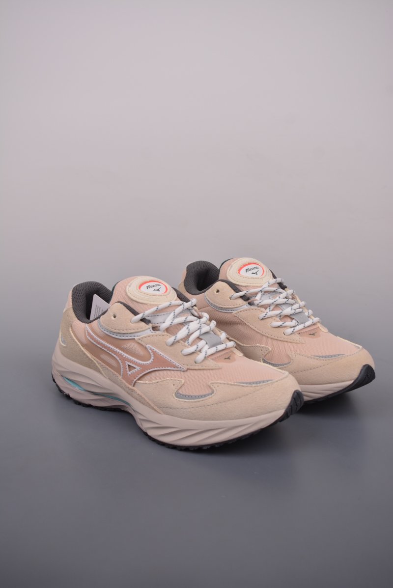 Mizuno Wave Rider Beta