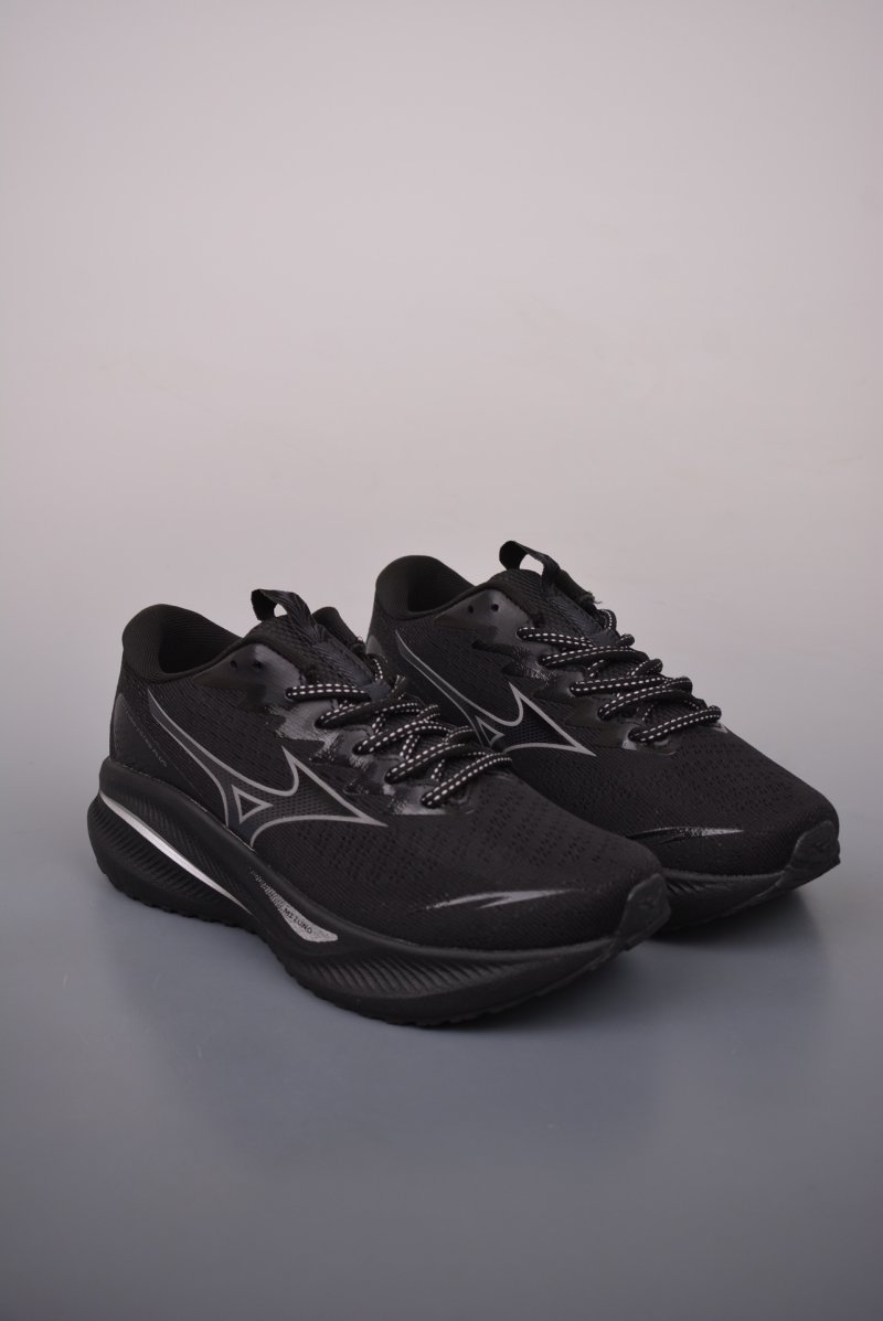 Mizuno Wave Rider Beta