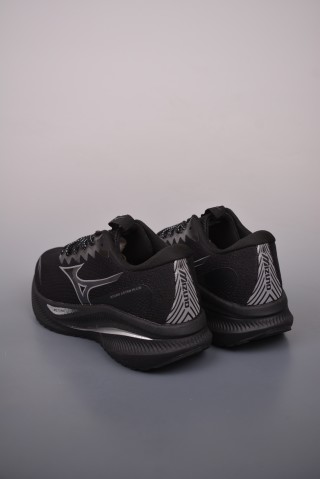 Mizuno Wave Rider Beta view 2