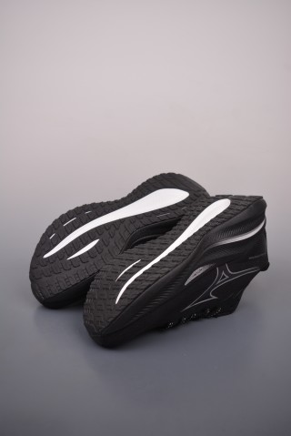 Mizuno Wave Rider Beta view 3