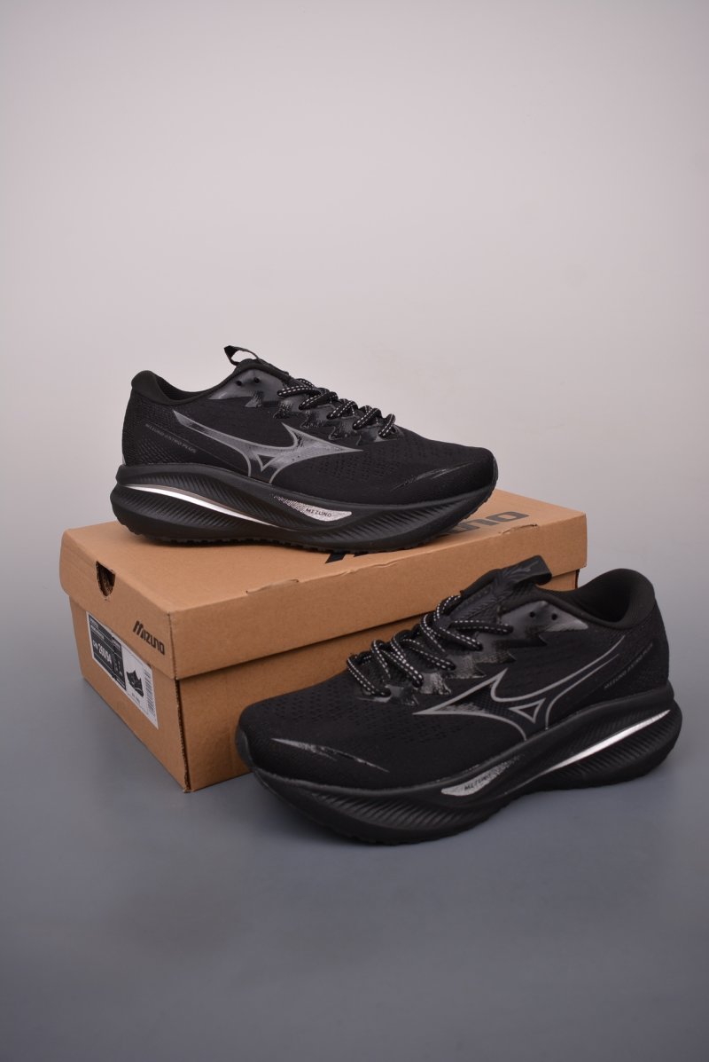 Mizuno Wave Rider Beta view