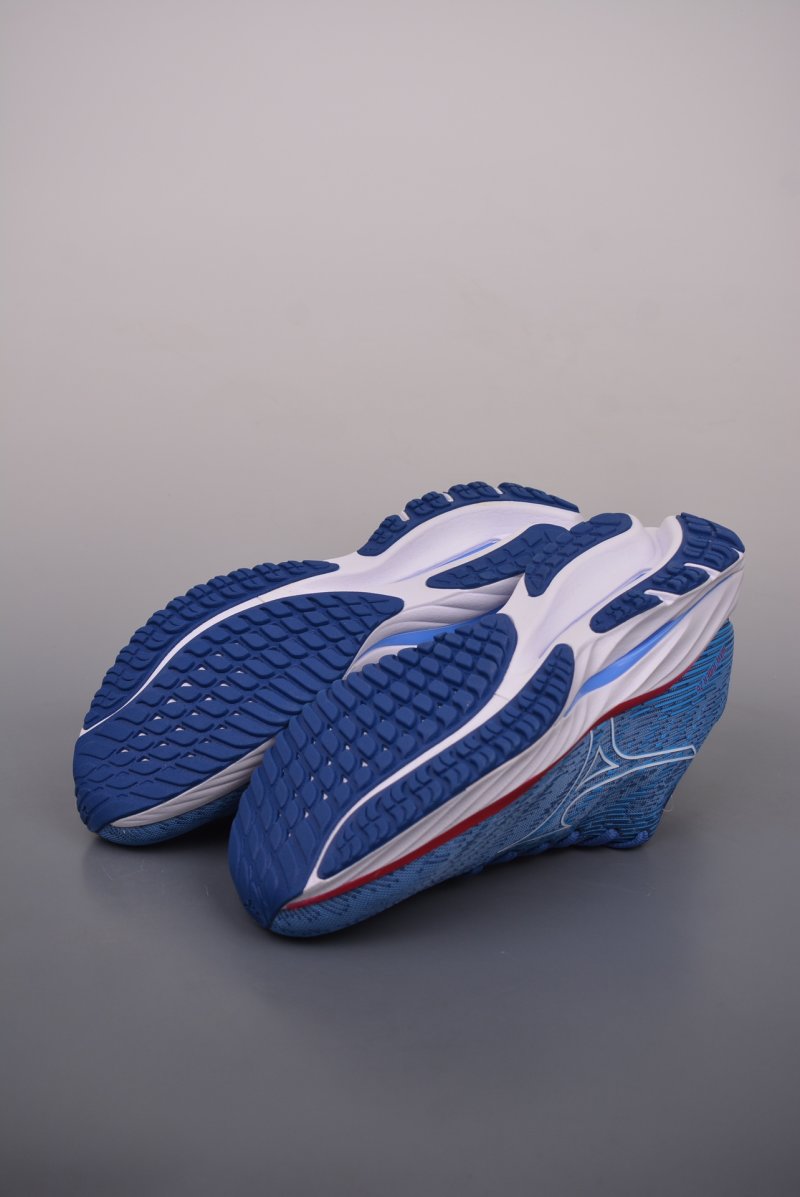 Mizuno Wave Rider 26 view