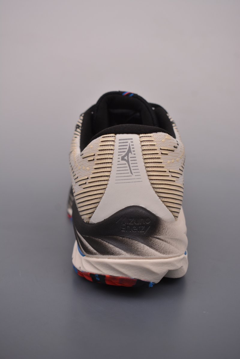 Mizuno Wave Rider 26 view