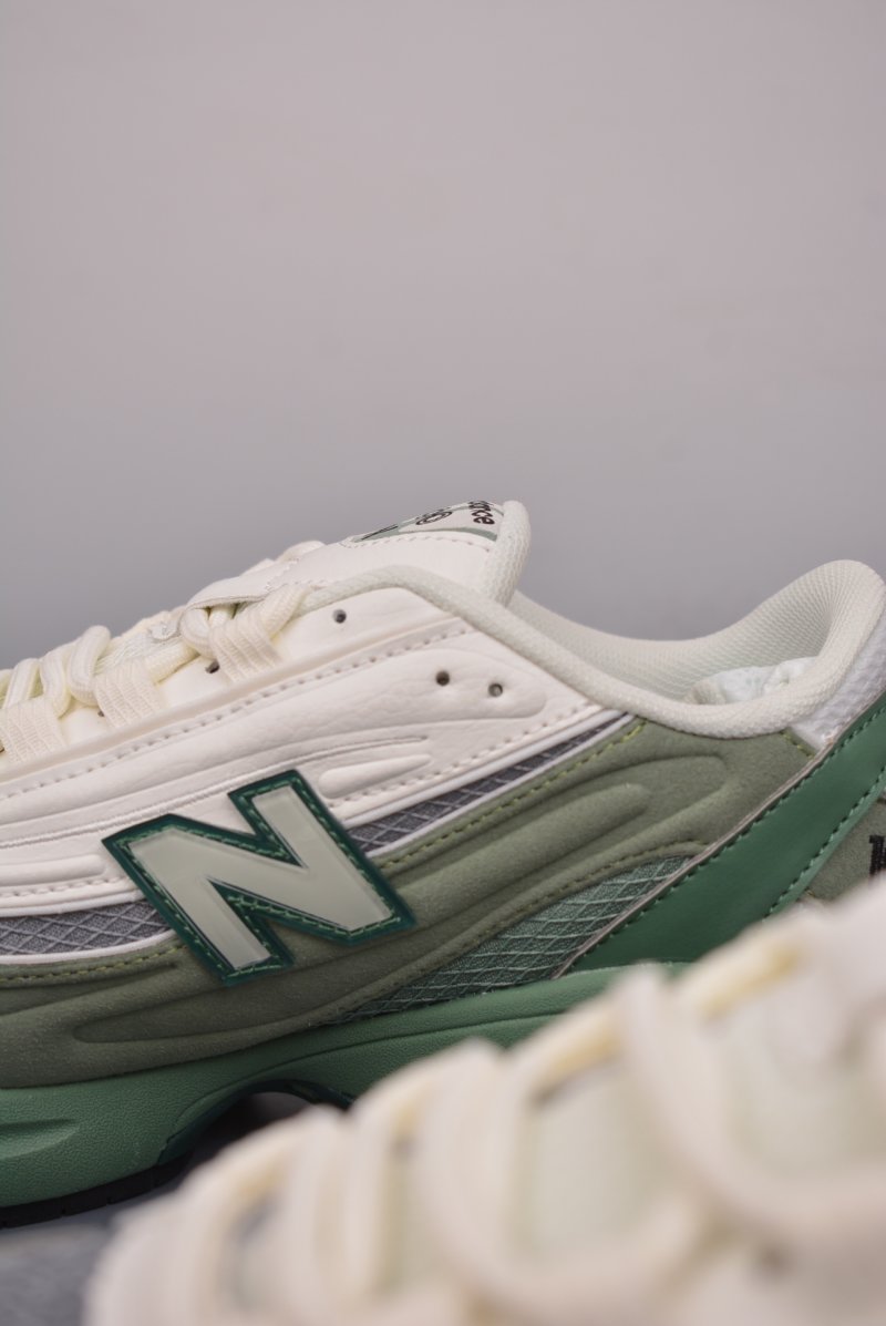 New Balance M1000 view