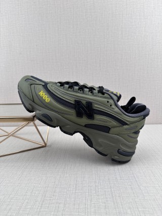 New Balance M1000 'Red'