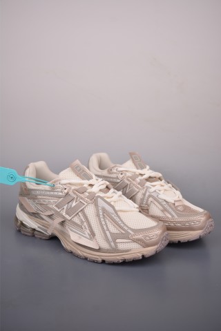 New Balance M1906 view 1