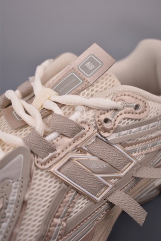 New Balance M1906 view 7