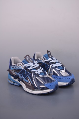 New Balance M1906 view 1