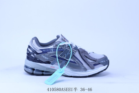 New Balance M1906 view 1