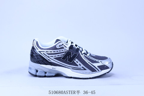 New Balance M1906 view 1