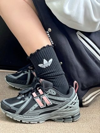 New Balance M1906 view 8