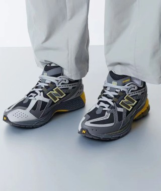 New Balance M1906 view 3