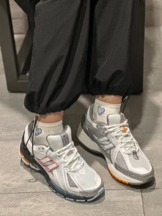 New Balance M1906 view 4
