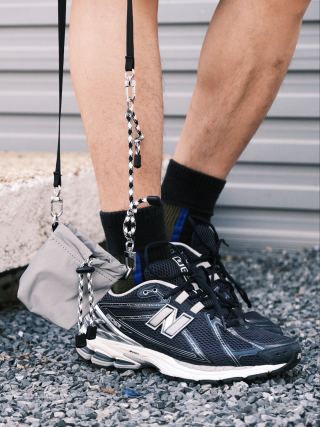New Balance M1906 view 2