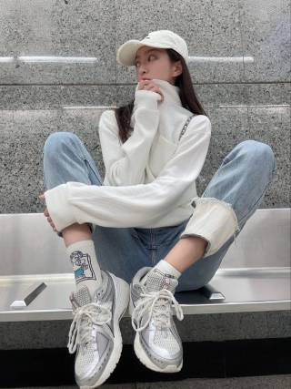 New Balance M1906 view 4