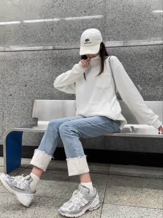 New Balance M1906 view 5