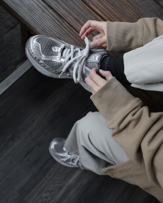New Balance M1906 view 3