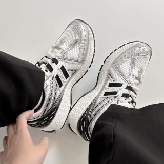 New Balance M1906 view 3