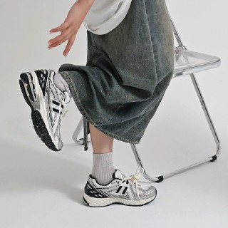 New Balance M1906 view 5