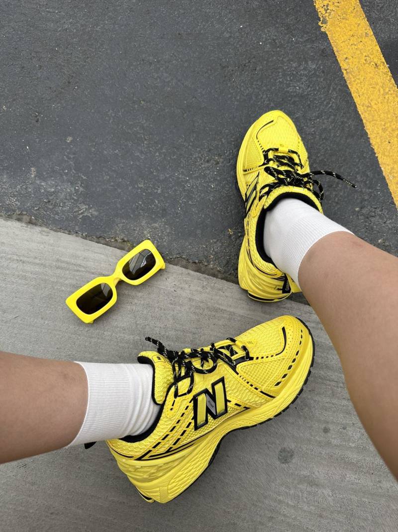New Balance M1906