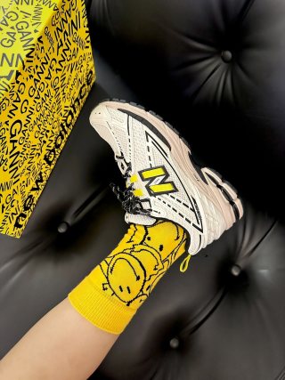 New Balance M1906 view 5