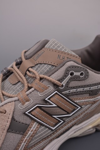 New Balance M1906 view 7
