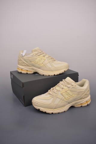 New Balance M1906 view 5