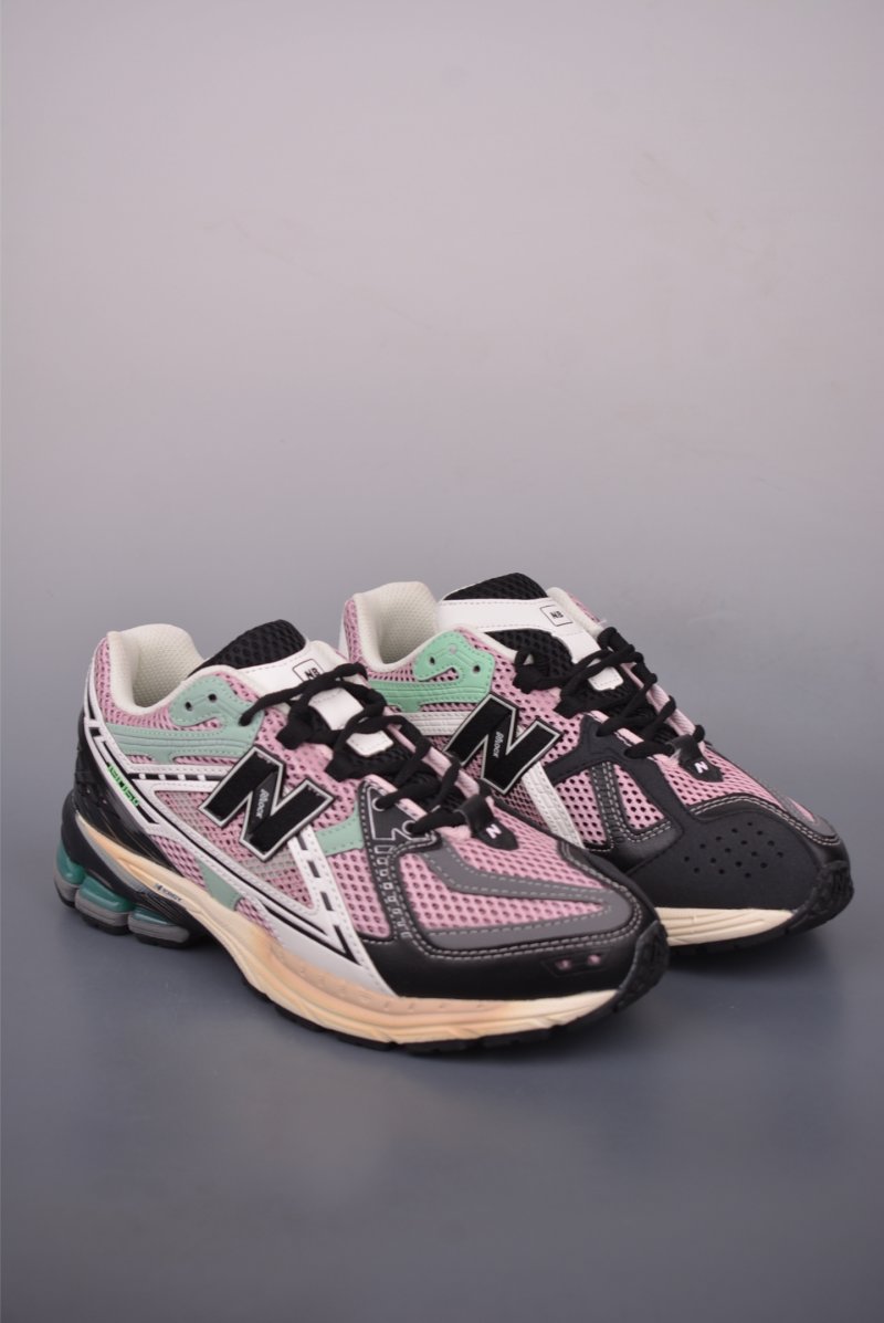 New Balance M1906