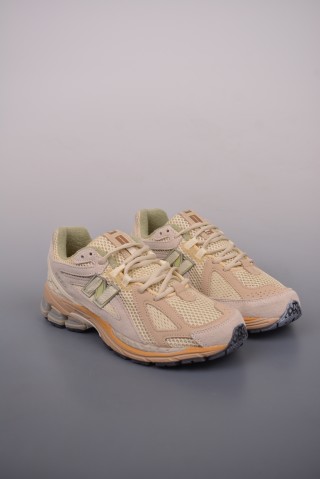 New Balance M1906 view 1