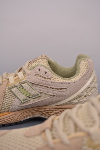 New Balance M1906 view 8