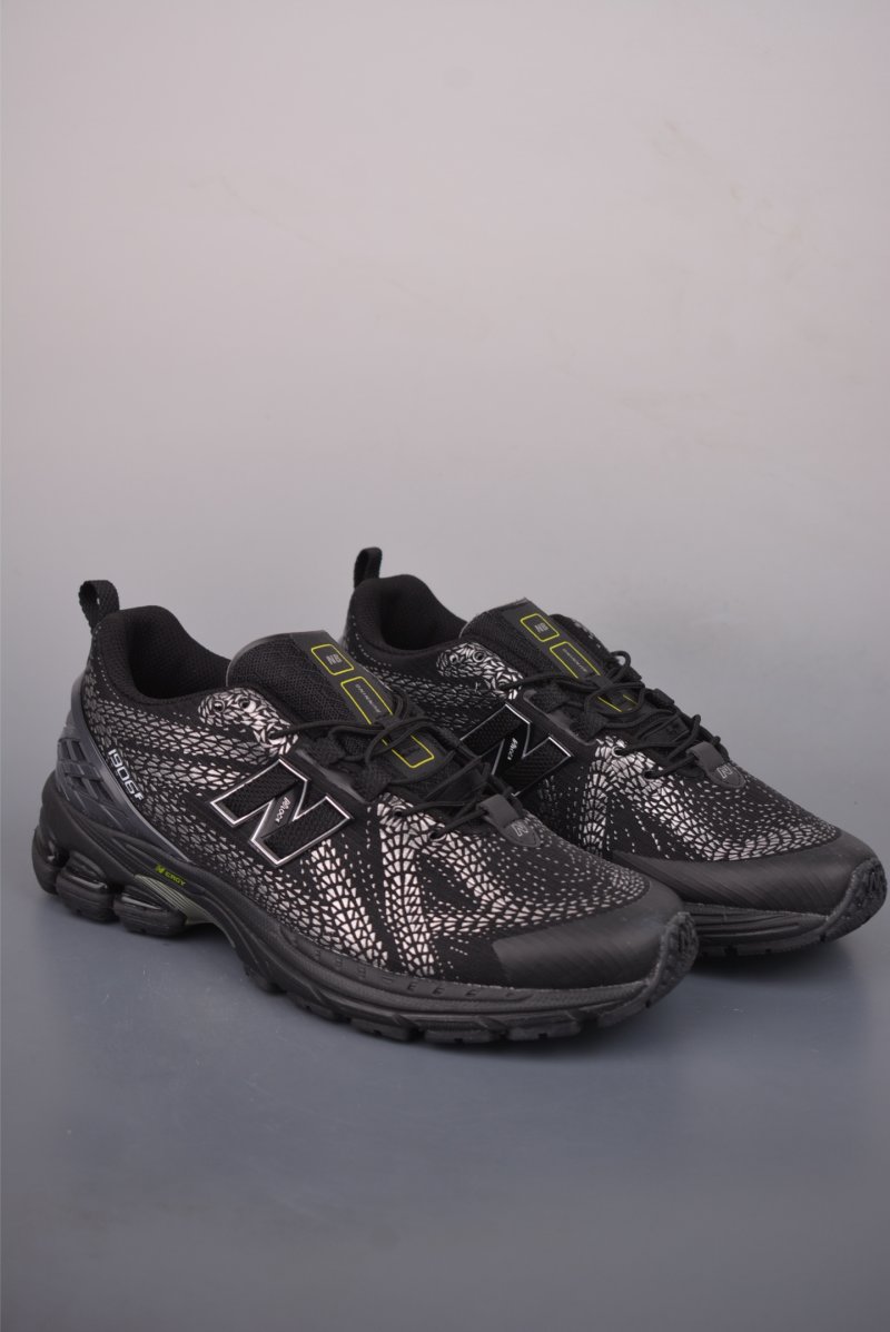 New Balance M1906