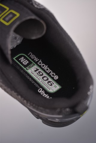 New Balance M1906 view 9