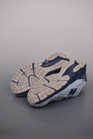 New Balance M1906 view 3