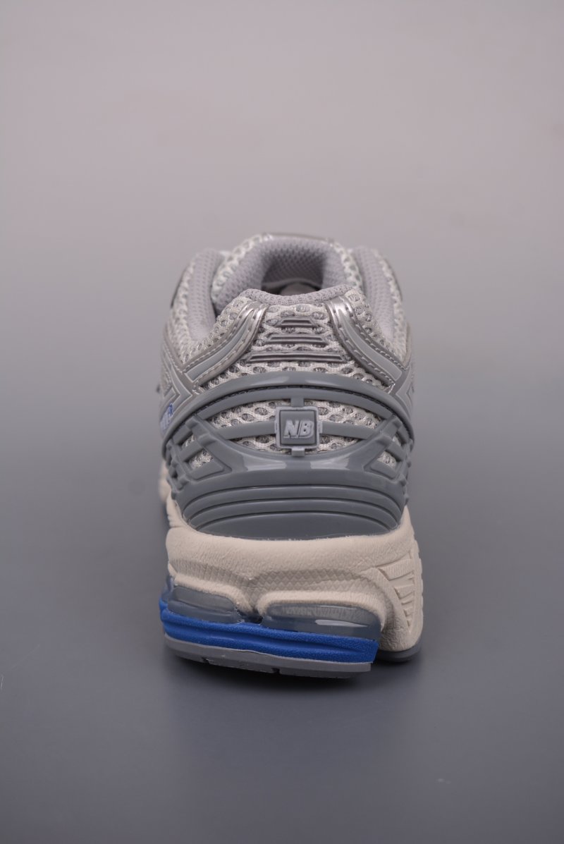 New Balance M1906 view
