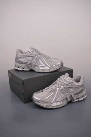 New Balance M1906 view 5