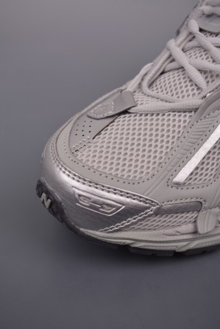 New Balance M1906 view 6