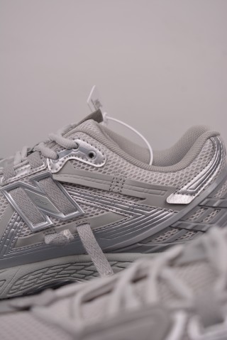 New Balance M1906 view 8