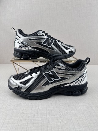 New Balance M1906 view 4