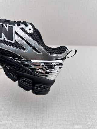 New Balance M1906 view 8