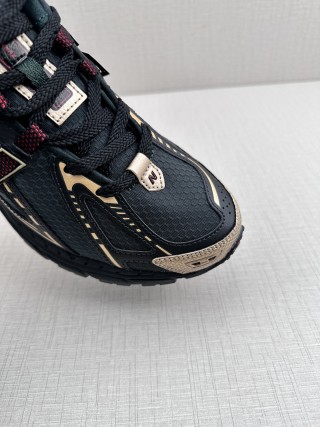 New Balance M1906 view 7