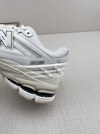 New Balance M1906 view 8