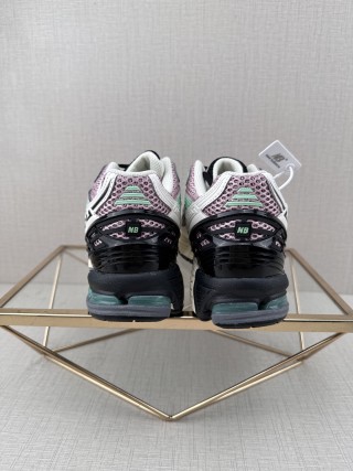 New Balance M1906 view 5
