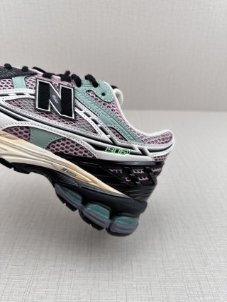 New Balance M1906 view 8