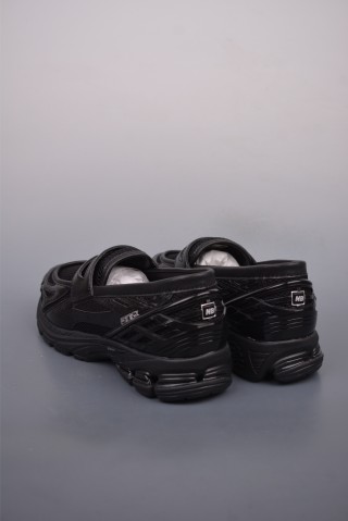 New Balance M1906 Loafer view 2