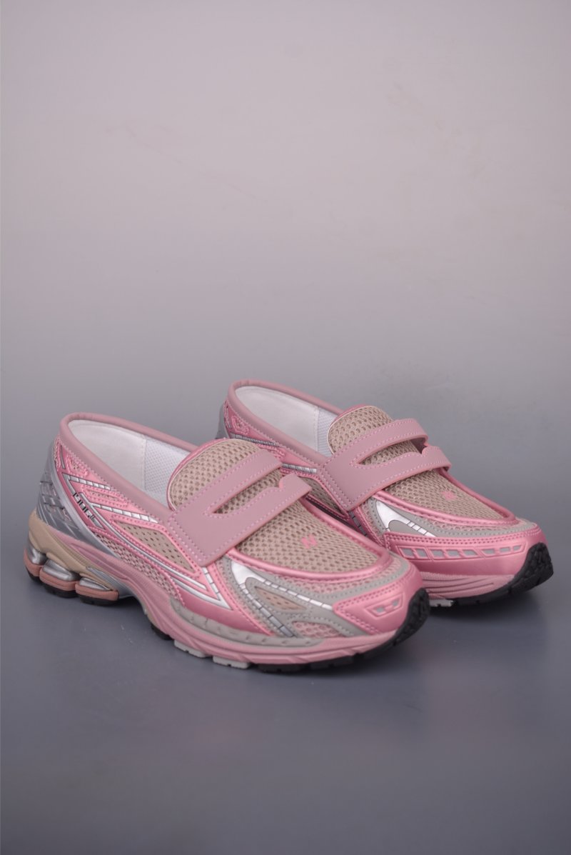 New Balance M1906 Loafer